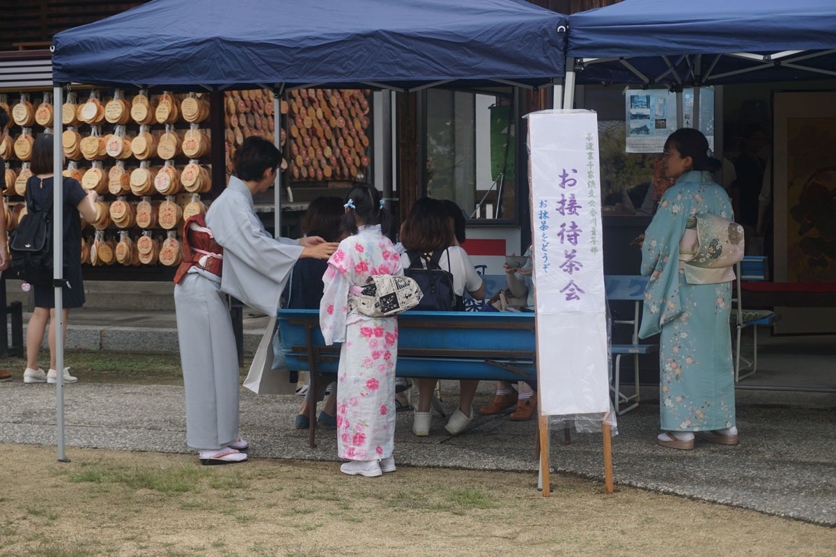 お茶会準備