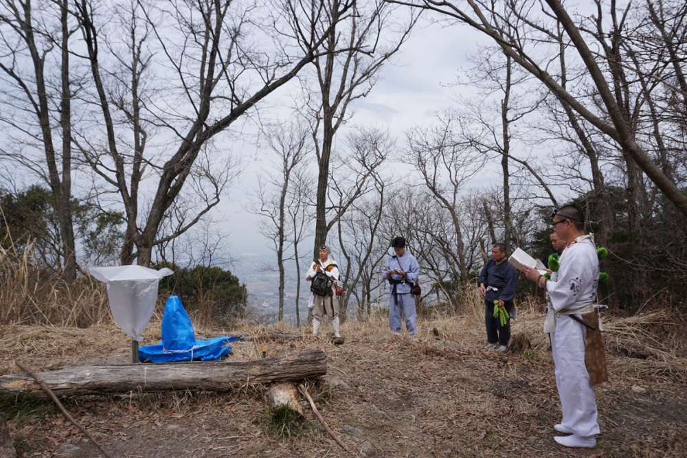 我拝師山でのお参り