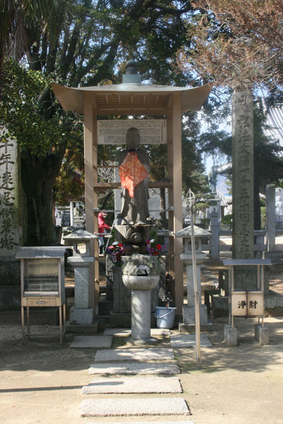 地蔵縁日法要 天台寺門宗別格本山 鶏足山 金倉寺